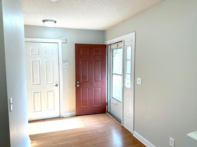 1999 Jasper Lane, 24A, Hilliard, OH 43026