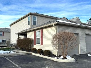 1999 Jasper Lane, 24A, Hilliard, OH 43026