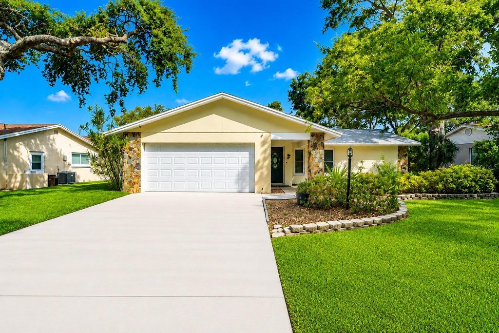 10436 SILHAVY DRIVE, Largo, FL 33774