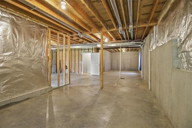 2621 NE Sonora Valley Drive, Blue Springs, MO 64014