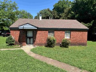 1949 LAPALOMA ST, Memphis, TN 38114