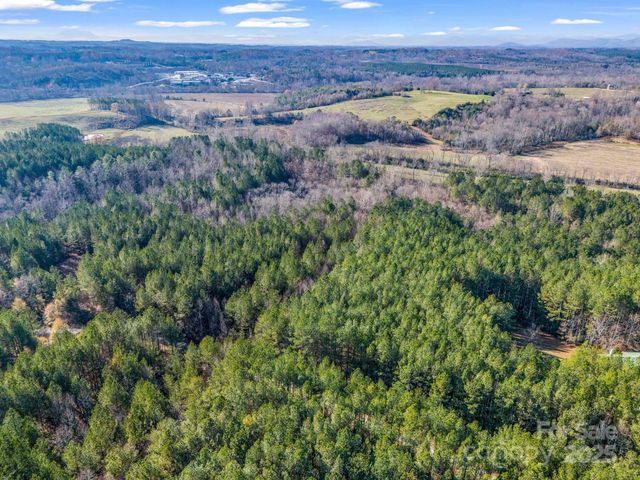 000 Farmer Johns Trail 9, Rutherfordton, NC 28139