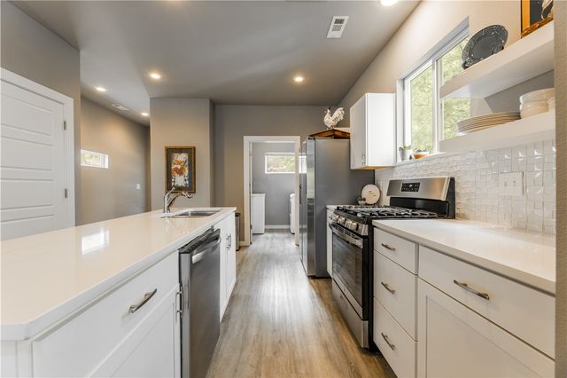 239 N Fletcher Avenue, Fayetteville, AR 72701