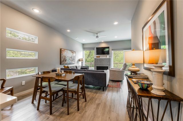 239 N Fletcher Avenue, Fayetteville, AR 72701