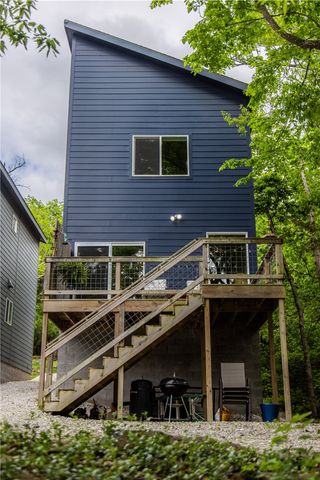 239 N Fletcher Avenue, Fayetteville, AR 72701