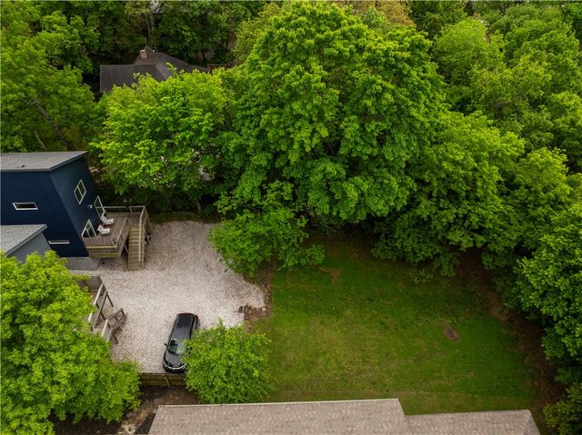 239 N Fletcher Avenue, Fayetteville, AR 72701