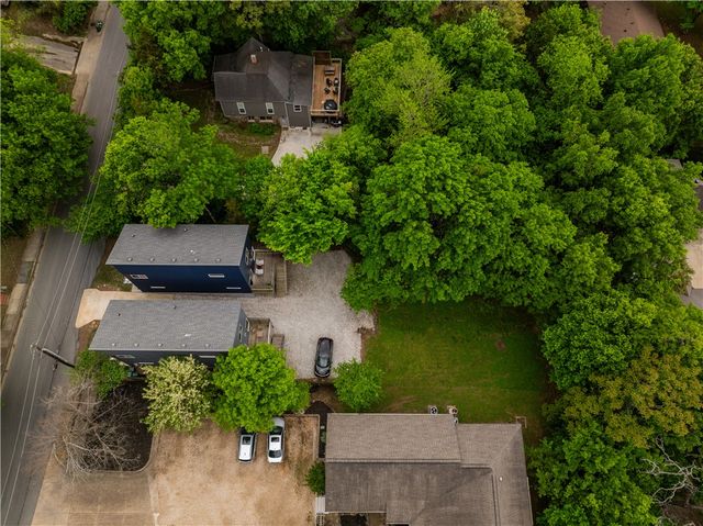 239 N Fletcher Avenue, Fayetteville, AR 72701
