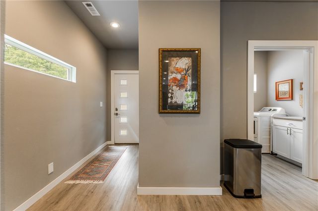 239 N Fletcher Avenue, Fayetteville, AR 72701