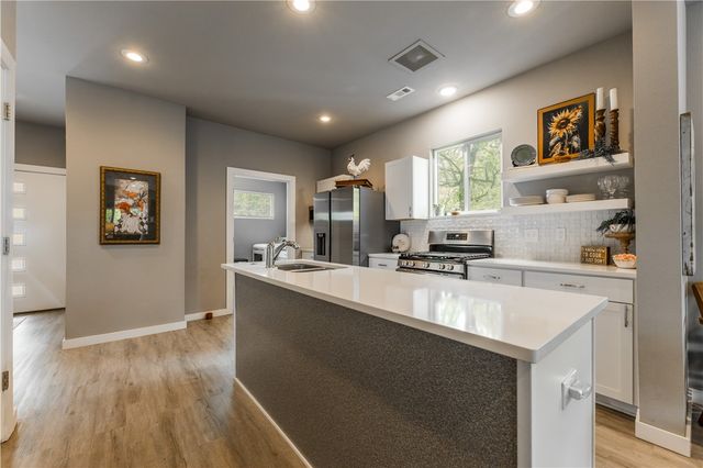 239 N Fletcher Avenue, Fayetteville, AR 72701