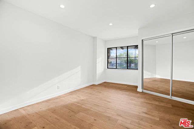 2254 Stradella Road, Los Angeles, CA 90077