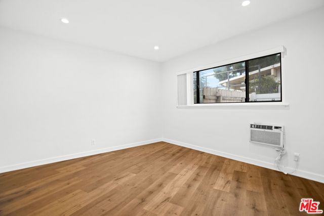 2254 Stradella Road, Los Angeles, CA 90077