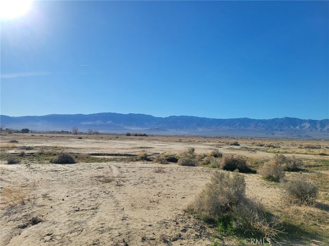 0 Locust, Lucerne Valley, CA 92356