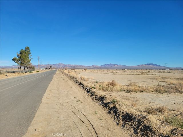 0 Locust, Lucerne Valley, CA 92356