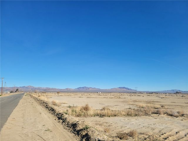 0 Locust, Lucerne Valley, CA 92356