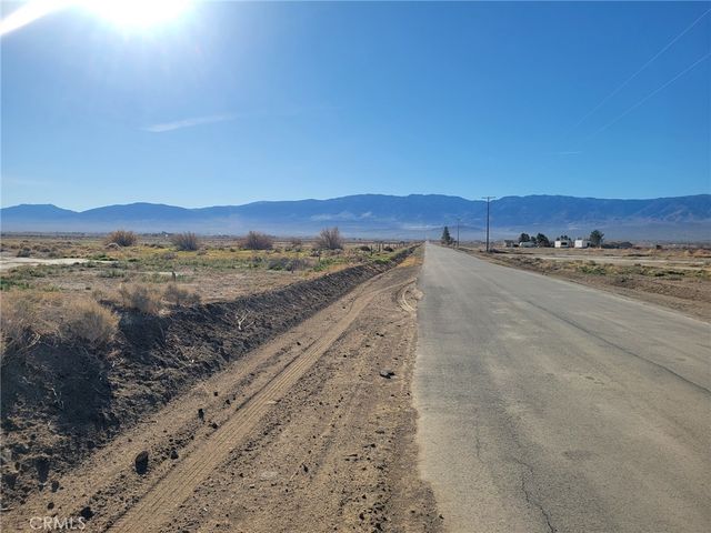 0 Locust, Lucerne Valley, CA 92356
