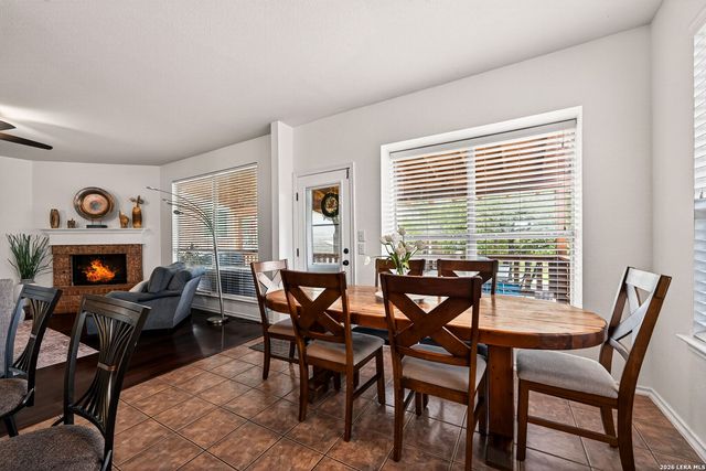 2202 Encino Dew, San Antonio, TX 78259