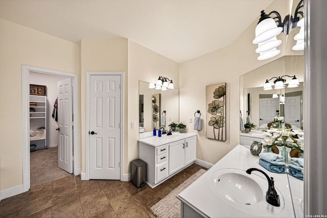 2202 Encino Dew, San Antonio, TX 78259