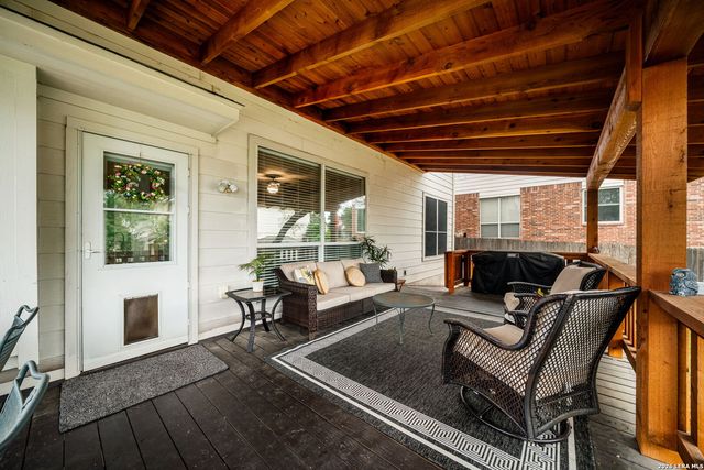 2202 Encino Dew, San Antonio, TX 78259