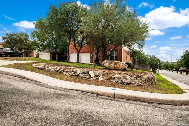 2202 Encino Dew, San Antonio, TX 78259