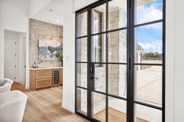 1100 Creekview Cove, Strawn, TX 76475