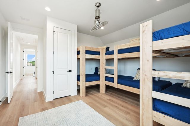 1100 Creekview Cove, Strawn, TX 76475