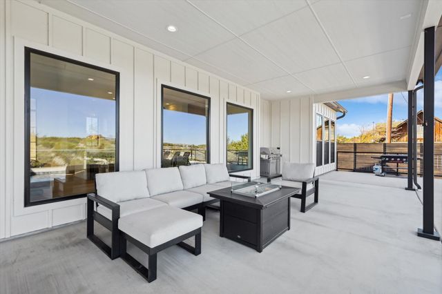 1100 Creekview Cove, Strawn, TX 76475