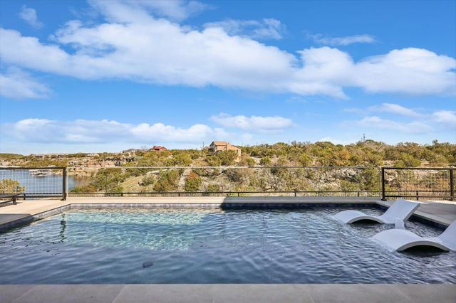 1100 Creekview Cove, Strawn, TX 76475