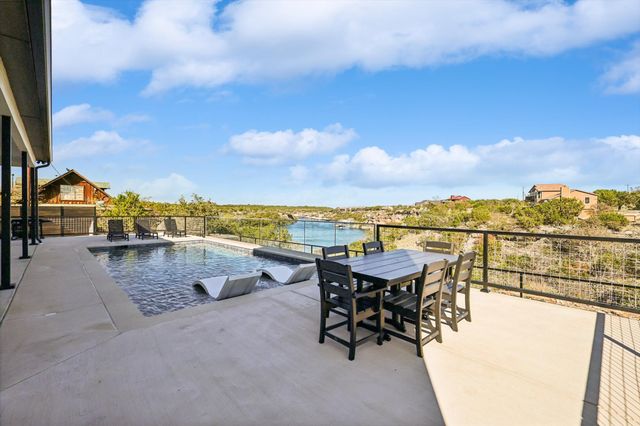 1100 Creekview Cove, Strawn, TX 76475