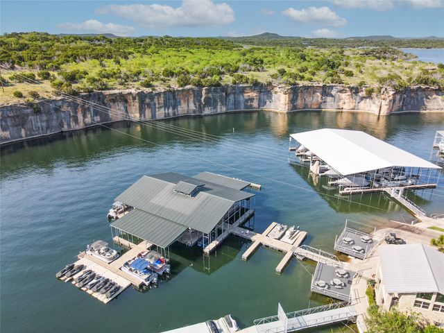 1100 Creekview Cove, Strawn, TX 76475