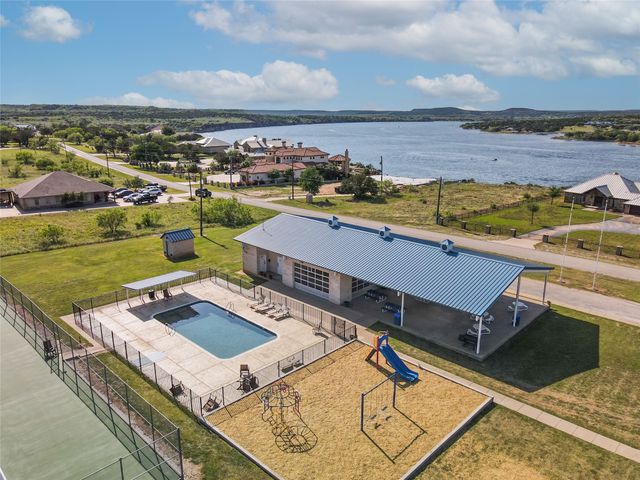 1100 Creekview Cove, Strawn, TX 76475