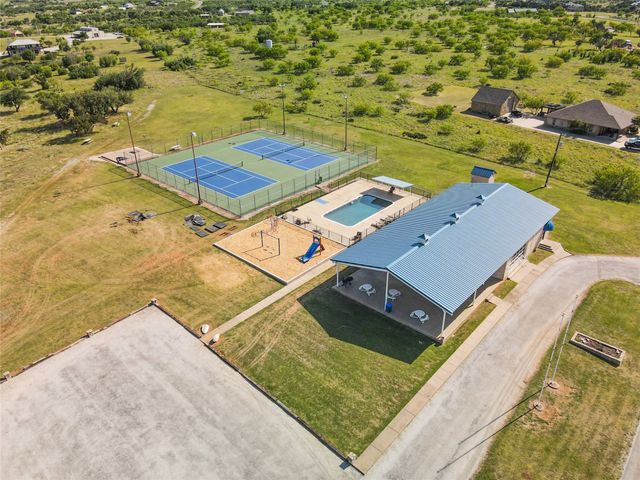 1100 Creekview Cove, Strawn, TX 76475