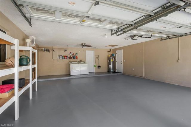 501 11th ST NW, Naples, FL 34120