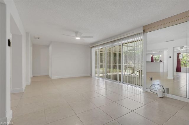 501 11th ST NW, Naples, FL 34120