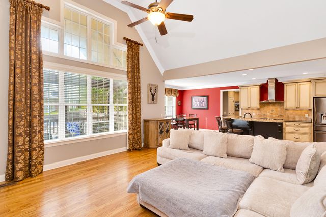 8956 Wandering Way, Ooltewah, TN 37363