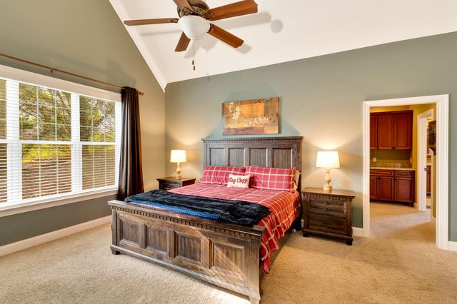 8956 Wandering Way, Ooltewah, TN 37363