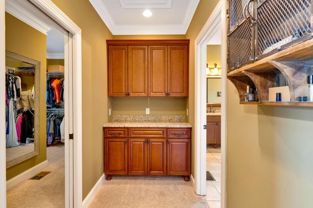 8956 Wandering Way, Ooltewah, TN 37363