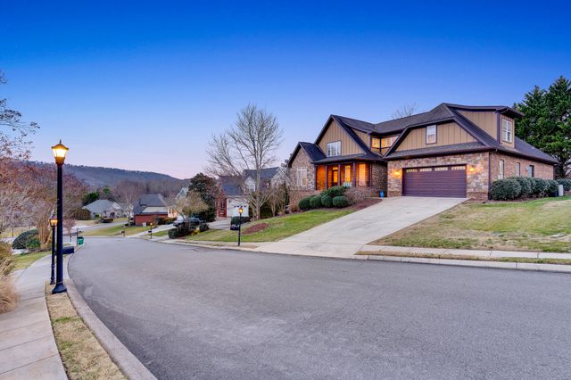 8956 Wandering Way, Ooltewah, TN 37363