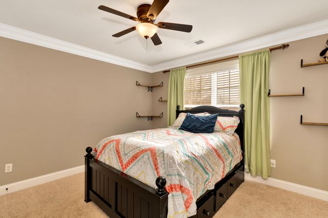 8956 Wandering Way, Ooltewah, TN 37363