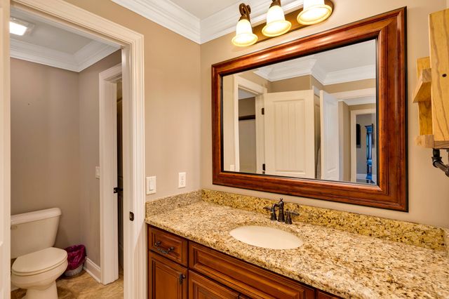 8956 Wandering Way, Ooltewah, TN 37363