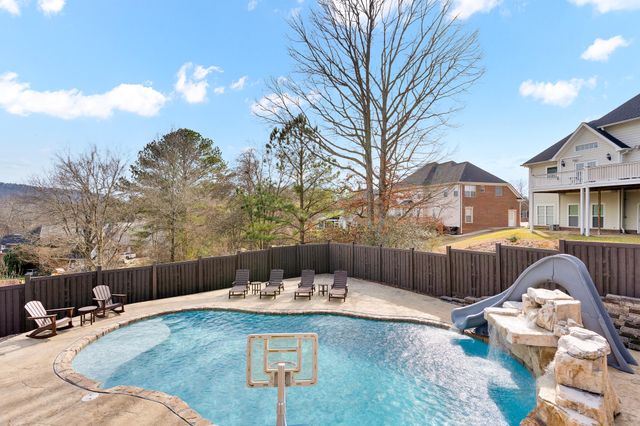 8956 Wandering Way, Ooltewah, TN 37363