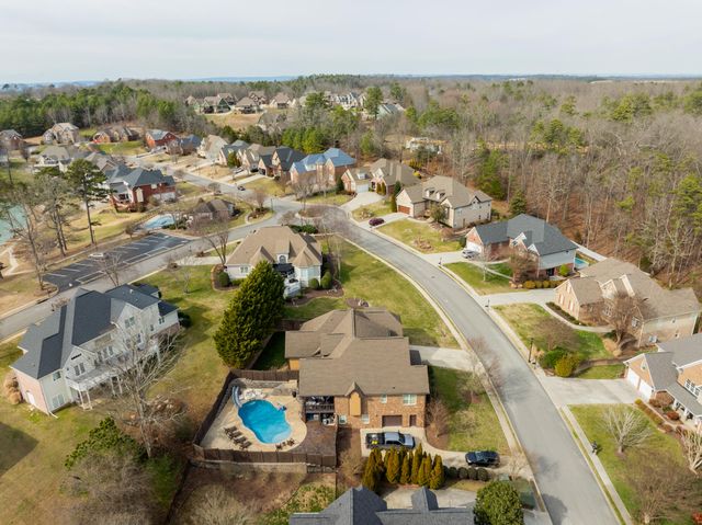 8956 Wandering Way, Ooltewah, TN 37363