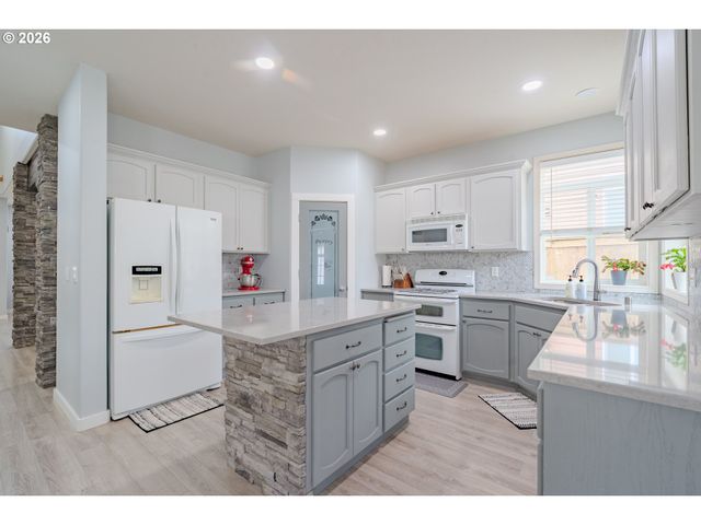 1710 Se 4TH Ave, Battle Ground, WA 98604