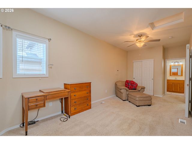 1710 Se 4TH Ave, Battle Ground, WA 98604