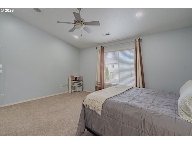 1710 Se 4TH Ave, Battle Ground, WA 98604