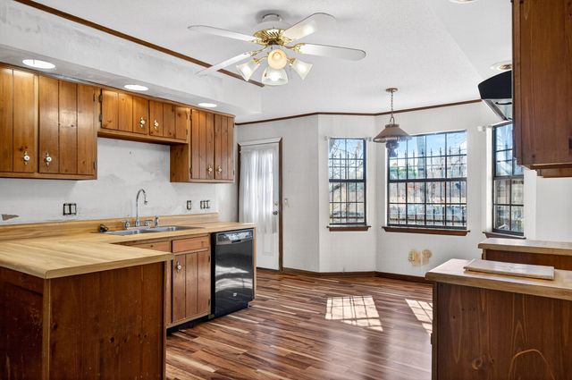 2 Pine Marr Lane, Hixson, TN 37343