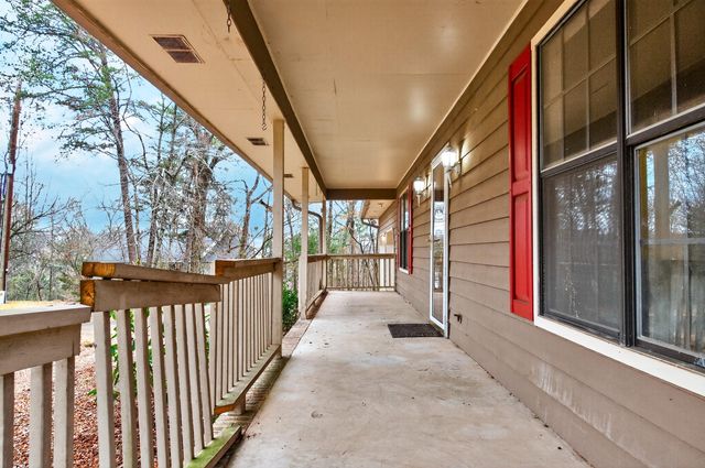 2 Pine Marr Lane, Hixson, TN 37343