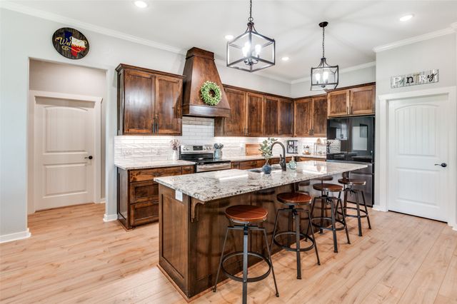 2340 County Road 1104, Cleburne, TX 76031