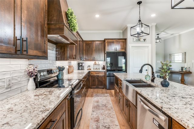 2340 County Road 1104, Cleburne, TX 76031