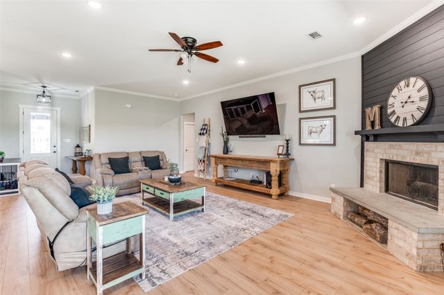 2340 County Road 1104, Cleburne, TX 76031