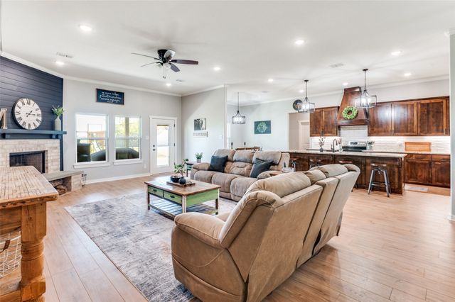 2340 County Road 1104, Cleburne, TX 76031